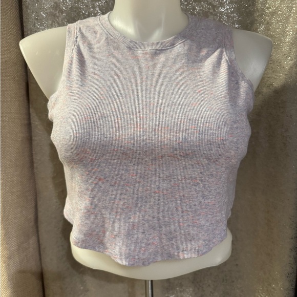 Wild Fable Gray Fitted Crop Tank Top - Picture 1 of 3